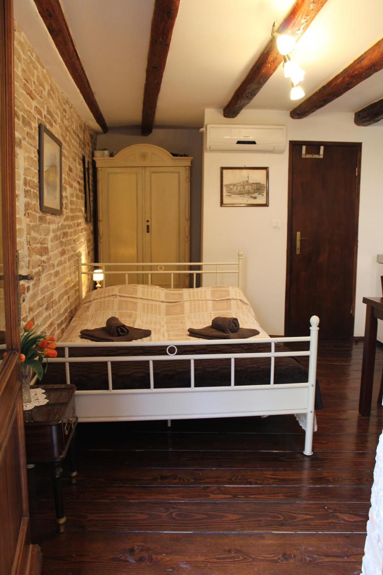 Rooms Da Angelica Old City Ровінь Екстер'єр фото